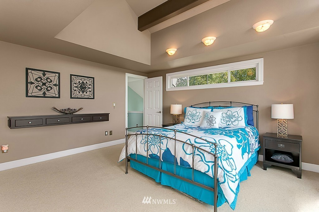 Primary suite, second angle
